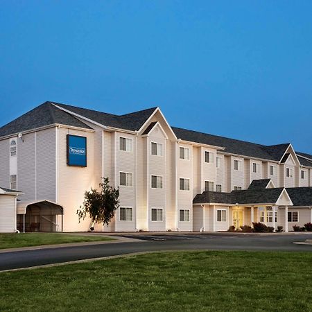 Travelodge By Wyndham Fort Scott Luaran gambar