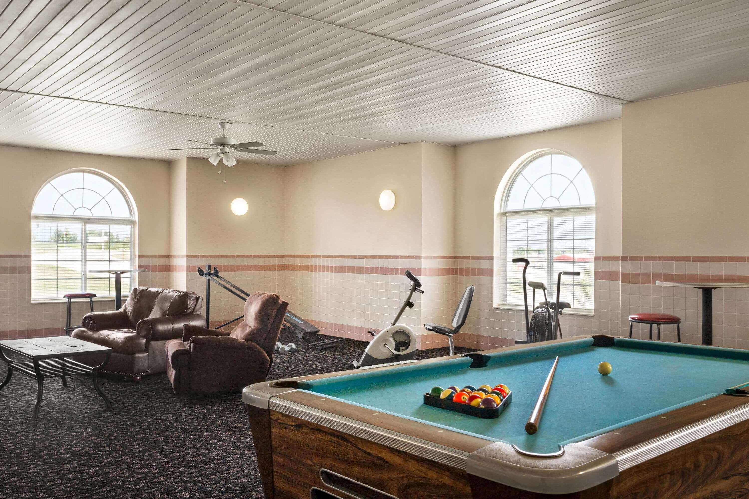 Travelodge By Wyndham Fort Scott Luaran gambar