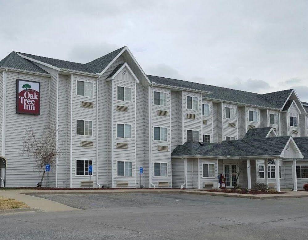 Travelodge By Wyndham Fort Scott Luaran gambar